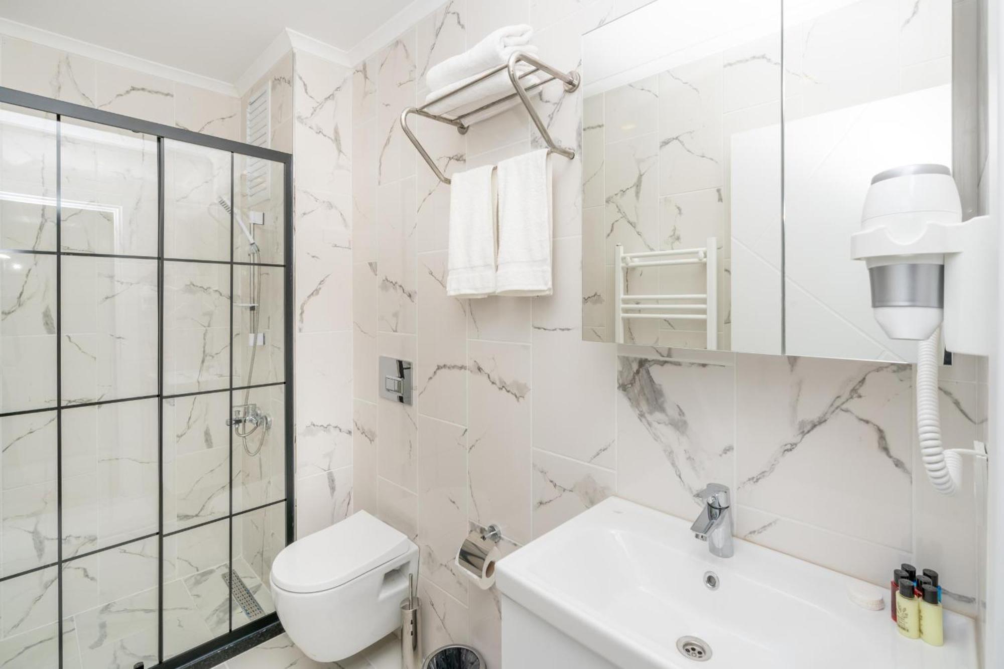 Guest Suites Istanbul Exterior photo